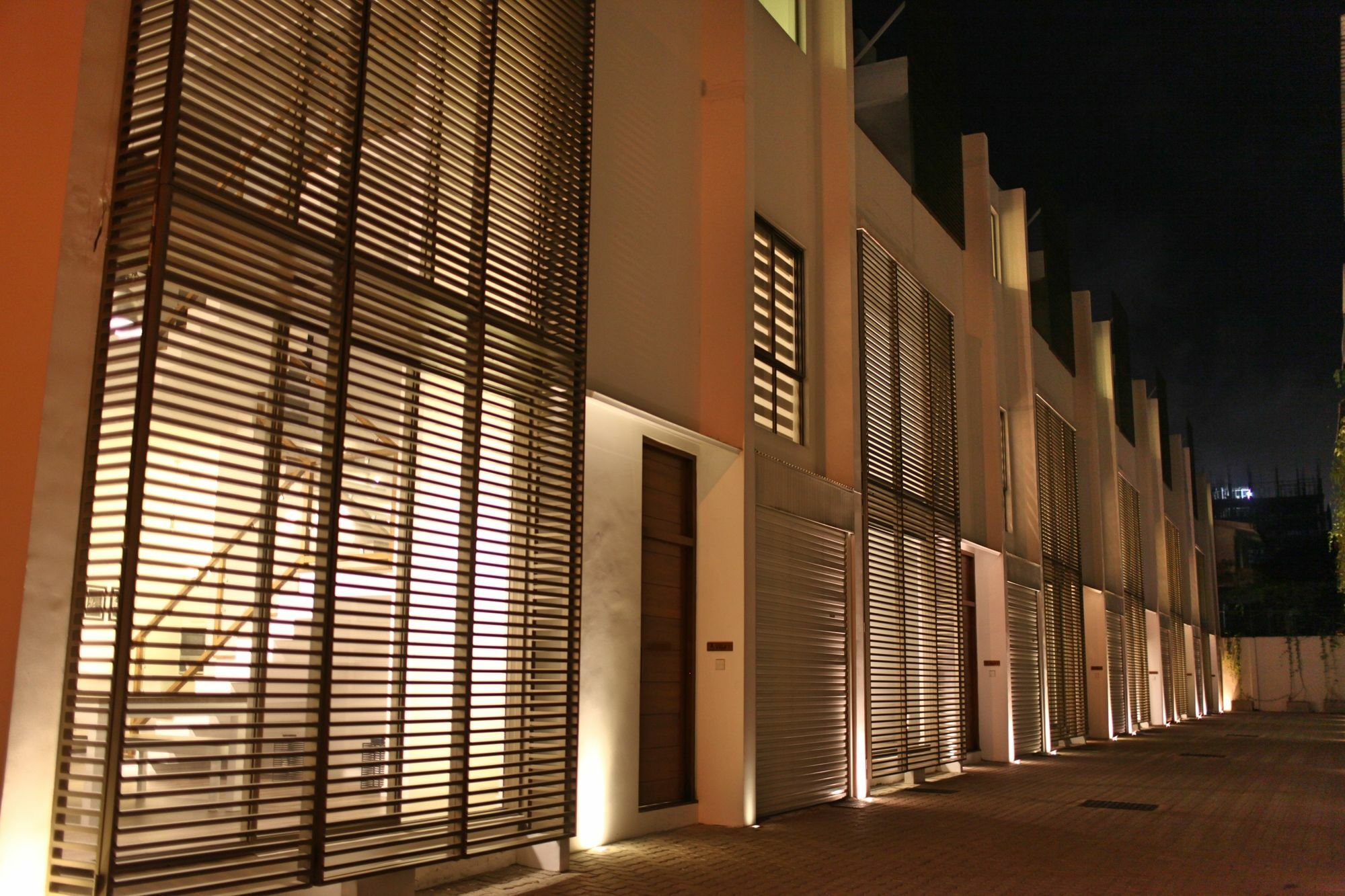 W15 Colombo Hotel Exterior photo